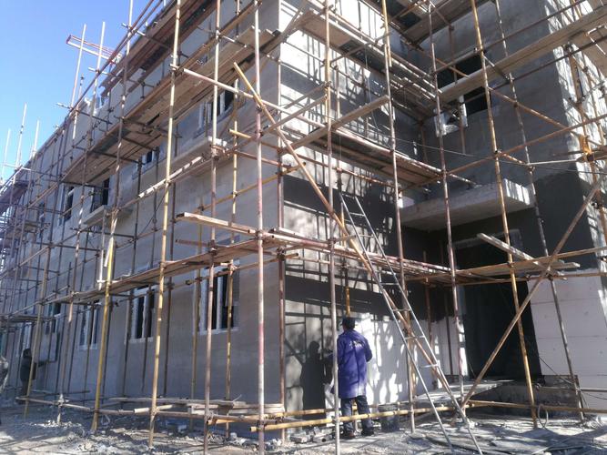 西南環(huán)房建項(xiàng)目部施工日報(bào) 房屋建設(shè)工程進(jìn)度與動(dòng)態(tài)